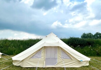 Classic Safari Bell Tent: Classic Safari Bell